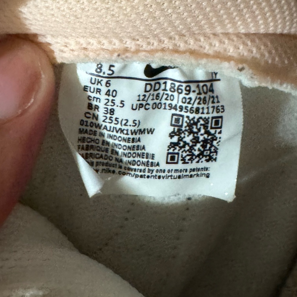 Women’s Nike Dunk High Crimson Tint - Picture 3 of 6
